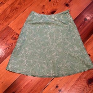 Talbots super cute green and white skirt